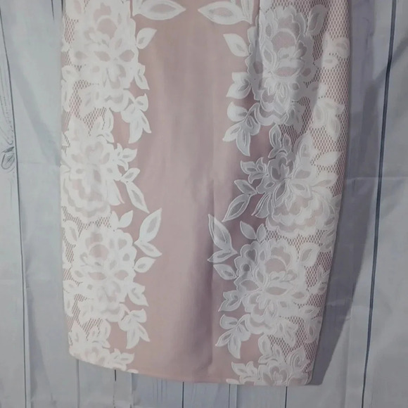 Enfocus Studio Lace dress - Picture 4 of 9